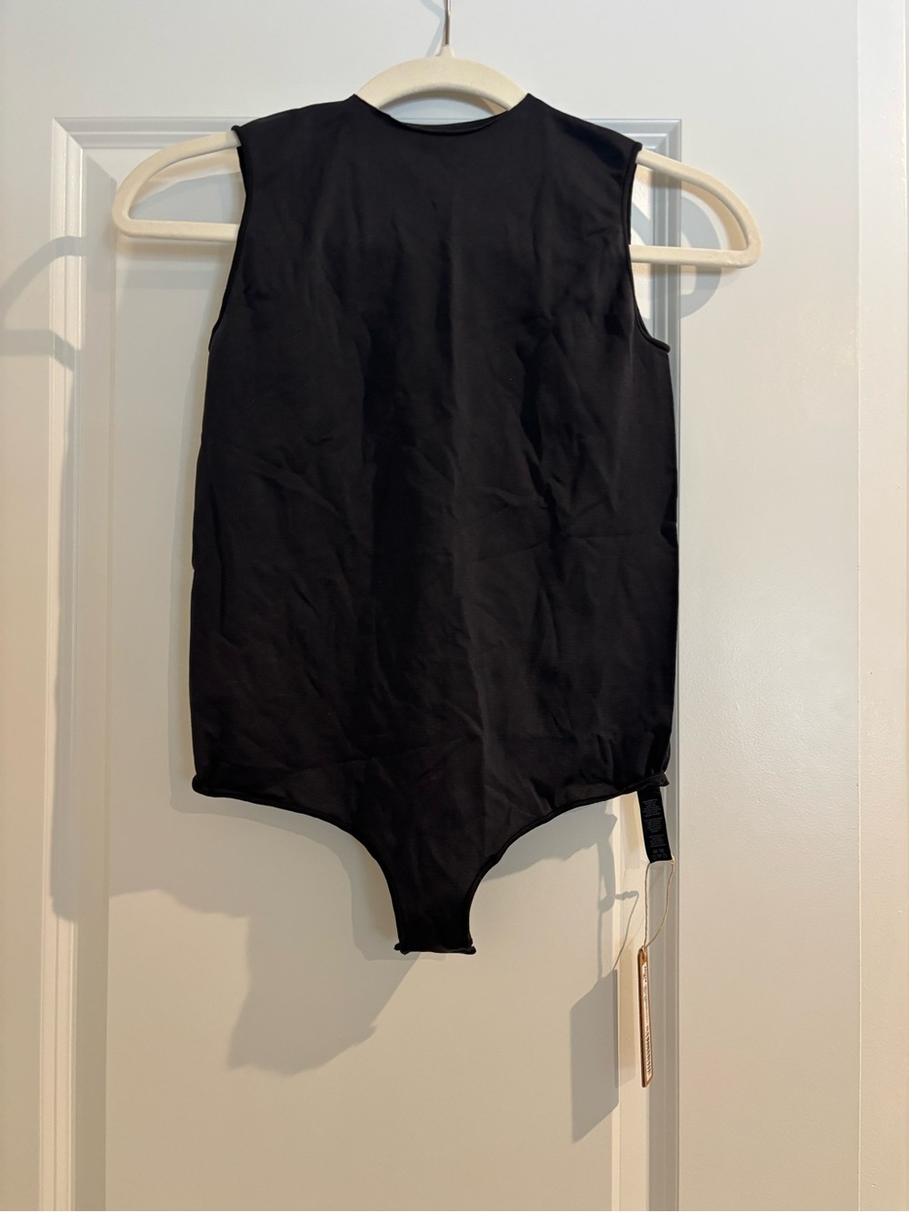 SKIMS Essential Bodysuit - Crew Neck Thong Bodysuit